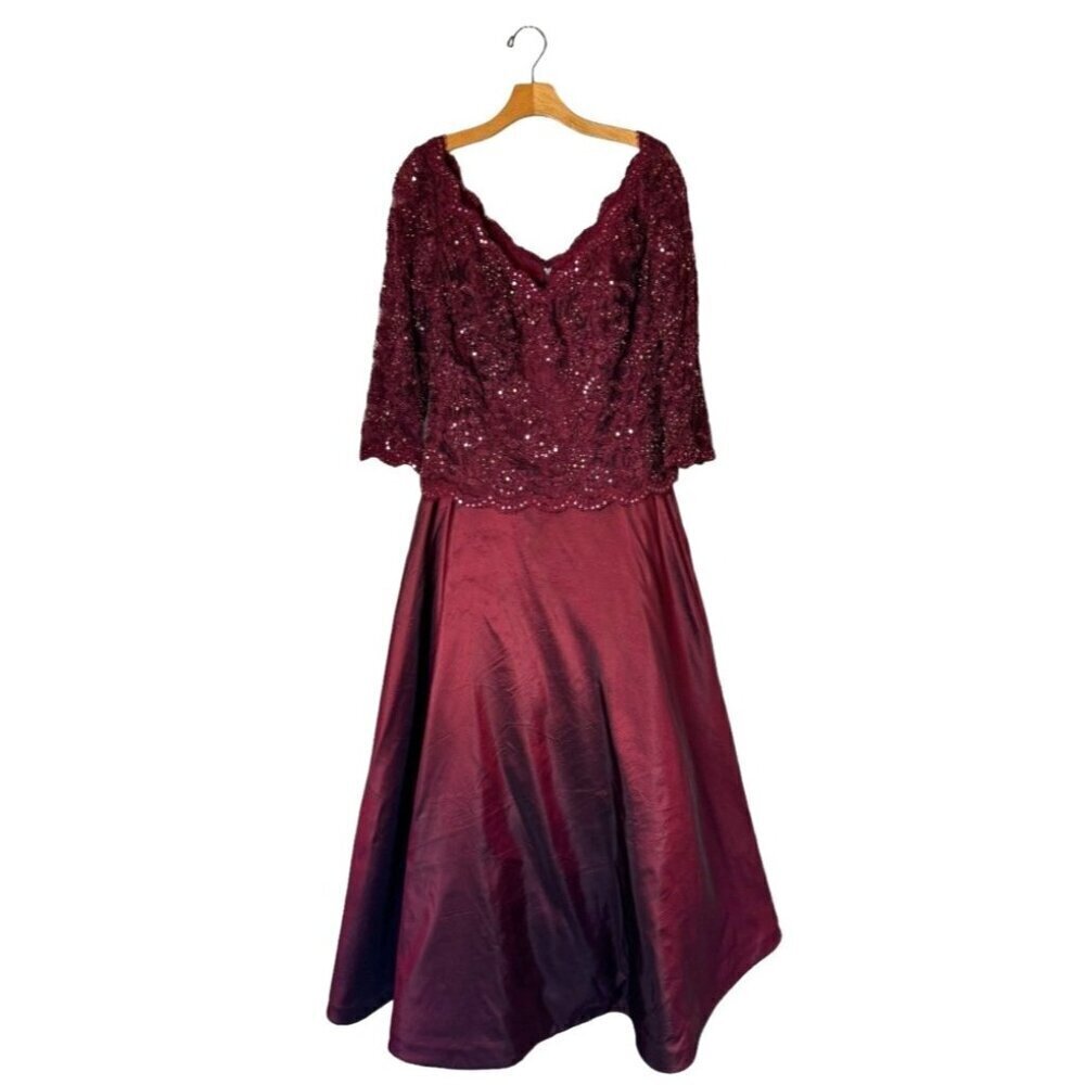 Rina di Montella Dress Women 12 Burgundy Beaded Satin Taffeta Opera Ball Gown